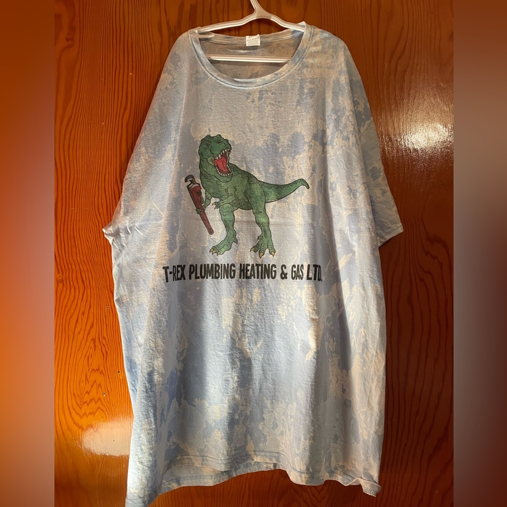 🦖T-Rex Plumbing Heating & Gas Ltd. Acid Wash Blue T-Shirt US XL Brand New🦖